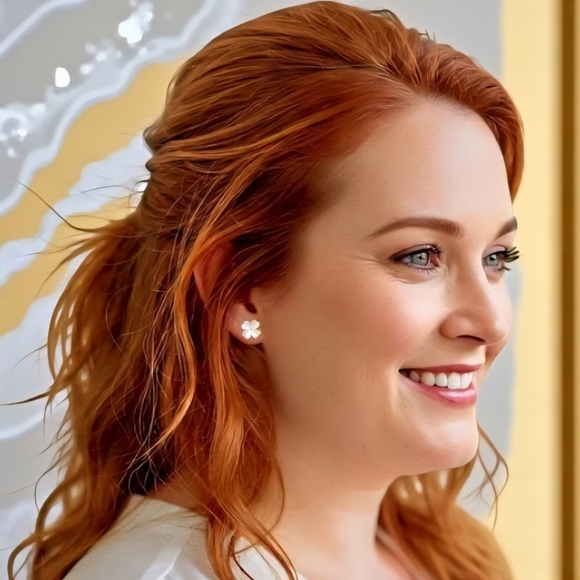 🆕️ S925 Silver Four-Leaf Clover Stud Earrings Dainty Trendy Lucky Charm Jewelry - Picture 8 of 13